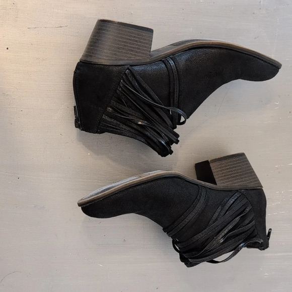 Fergalicious Barley Bootie Black SZ US 8 M / 39  EUR /25 cm - Picture 5 of 9